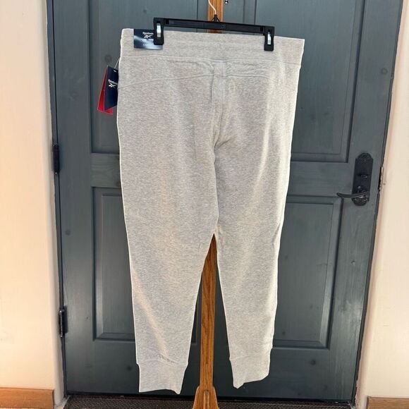 NWT Reebok cuffed gray heather jogger XL - Picture 2 of 5